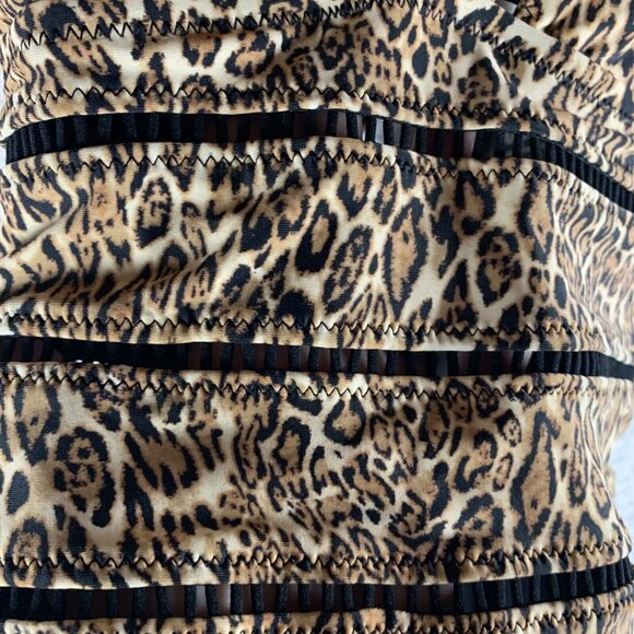 Bar III Women's Bonita Cheetah X-Back One-Piece Swimsuit Multi XL New With Tag's - Picture 2 of 8
